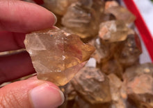 Charger l'image dans la galerie, Citrine brut 69