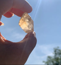 Charger l'image dans la galerie, Citrine brut 90