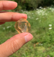 Charger l'image dans la galerie, Citrine brut 43