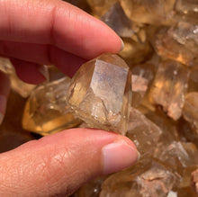 Charger l'image dans la galerie, Citrine brut 82