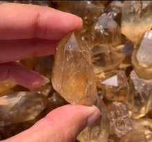 Charger l'image dans la galerie, Citrine brut 89