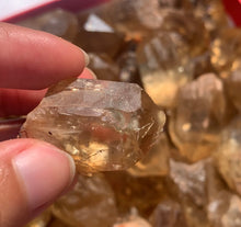 Charger l'image dans la galerie, Citrine brut 96