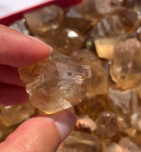 Charger l'image dans la galerie, Citrine brut 94