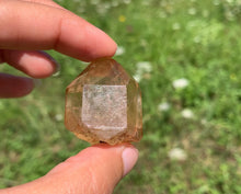 Charger l'image dans la galerie, Citrine brut 60