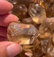 Charger l'image dans la galerie, Citrine brut 98