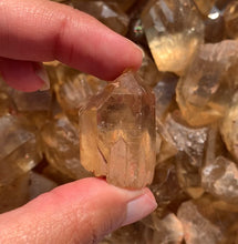 Charger l'image dans la galerie, Citrine brut 97