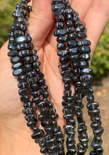 Charger l'image dans la galerie, Perles en hématite, forme chips