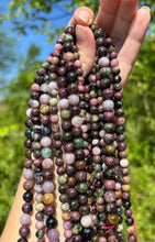 Charger l'image dans la galerie, Perles en tourmaline multicolore entre 6 et 8mm