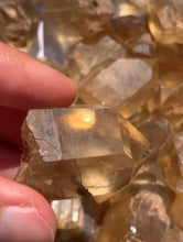 Charger l'image dans la galerie, Citrine brut 25