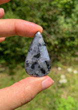 Charger l'image dans la galerie, Larvikite 42