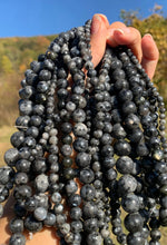 Charger l'image dans la galerie, Perles en larvikite entre 4 et 12mm