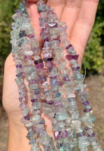 Charger l'image dans la galerie, Perles en fluorite, forme chips