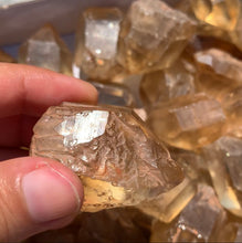 Charger l'image dans la galerie, Citrine brut 19