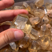 Charger l'image dans la galerie, Citrine brut 18