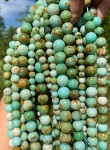 Charger l'image dans la galerie, Perles en calcédoine entre 6 et 10mm