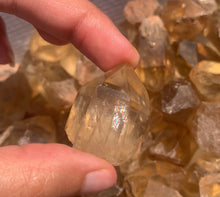 Charger l'image dans la galerie, Citrine brut 8