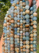 Charger l'image dans la galerie, Perles en calcite bleue entre 6 et 10mm