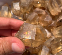 Charger l'image dans la galerie, Citrine brut 21