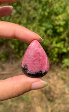 Charger l'image dans la galerie, Rhodonite 32