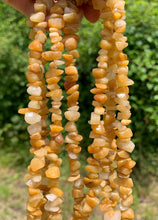 Charger l'image dans la galerie, Perles en aventurine jaune, forme chips