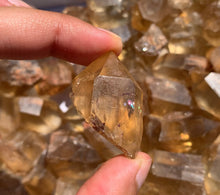 Charger l'image dans la galerie, Citrine brut 31