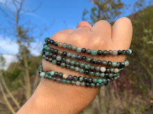 Charger l'image dans la galerie, Perles en émeraude entre 4 et 6mm