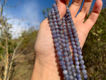 Charger l'image dans la galerie, Perles en tanzanite