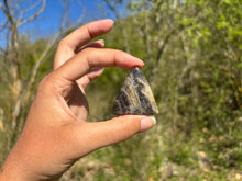 Charger l'image dans la galerie, Microcline / Pierre de lune 8