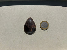 Charger l'image dans la galerie, Microcline / Pierre de lune 15