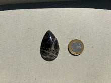 Charger l'image dans la galerie, Microcline / Pierre de lune 16