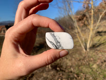 Charger l'image dans la galerie, VENDU Howlite 32