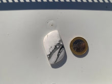 Charger l'image dans la galerie, VENDU Howlite 32