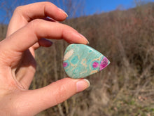 Charger l'image dans la galerie, Rubis fuchsite 16
