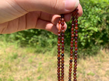 Charger l'image dans la galerie, Perles en grenat hessonite facettées entre 2 et 4mm