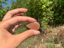 Charger l'image dans la galerie, Pierre de lune 105