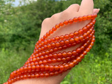 Charger l'image dans la galerie, Perles en cornaline entre 4 et 14mm
