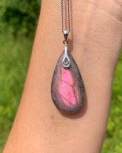 Charger l'image dans la galerie, Bélière martelée