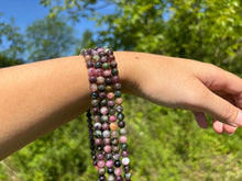 Charger l'image dans la galerie, Perles en tourmaline multicolore entre 6 et 8mm