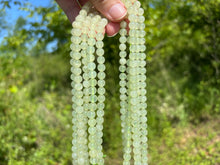 Charger l'image dans la galerie, Perles en calcite verte entre 6 et 10mm