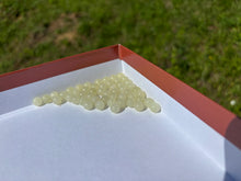 Charger l'image dans la galerie, Perles en calcite verte entre 6 et 10mm