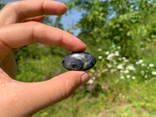 Charger l'image dans la galerie, Larvikite 38