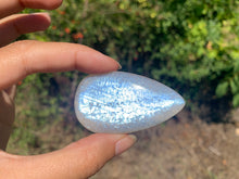 Charger l'image dans la galerie, VENDU Labradorite blanche d'Afrique 41
