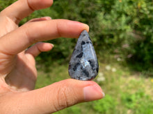 Charger l'image dans la galerie, Larvikite 42