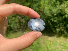 Charger l'image dans la galerie, Larvikite 43