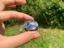 Charger l'image dans la galerie, Larvikite 44