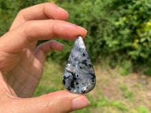 Charger l'image dans la galerie, Larvikite 45