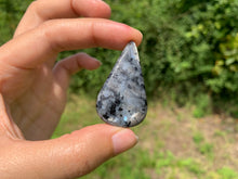 Charger l'image dans la galerie, Larvikite 45