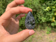 Charger l'image dans la galerie, Larvikite 48