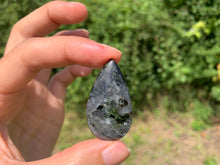 Charger l'image dans la galerie, Larvikite 48