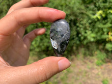 Charger l'image dans la galerie, Larvikite 48